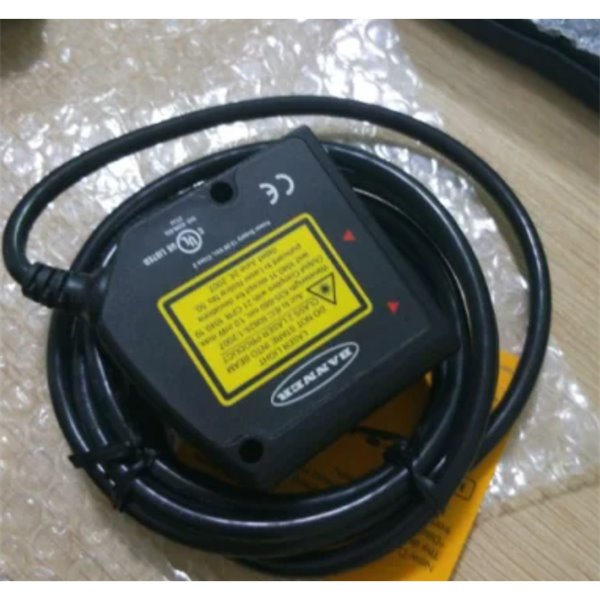 BANNER邦納全能型光電QS18傳感器QS18AB6AF350Q5